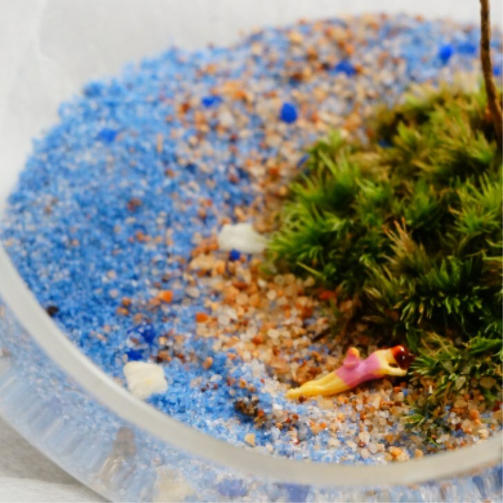 水着の人々（高さ1.2cm）｜苔テラリウム用ミニチュア